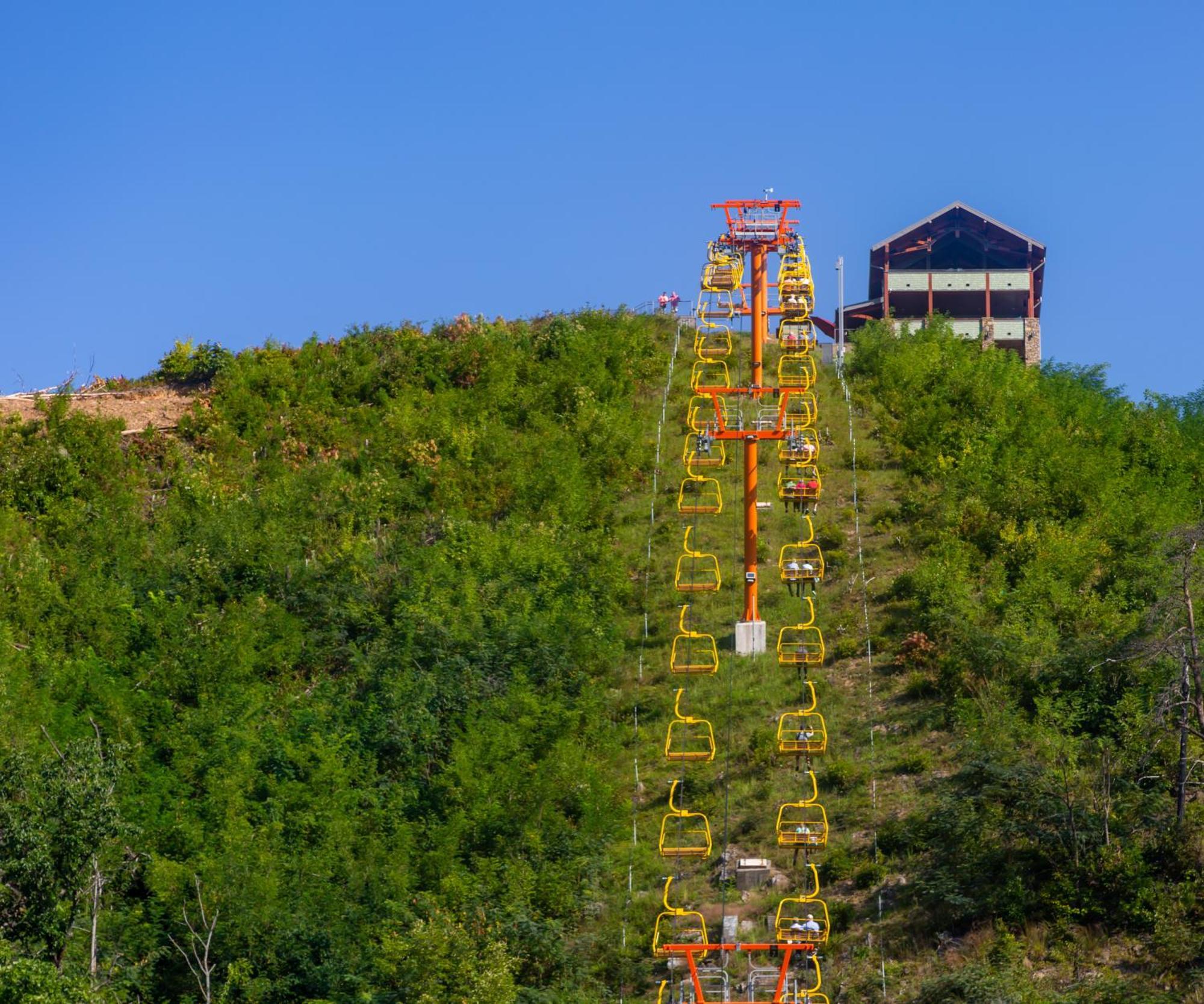 Always Kiss Me Goodnight- Hot Tub, You Get 1089 Of Free Area Attraction Tickets For Each Paid Day! Pigeon Forge Exterior photo